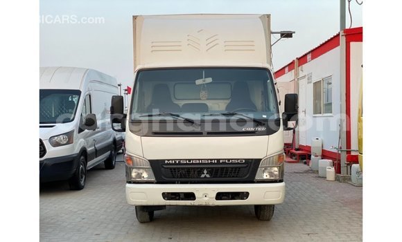 Ra Imported Mitsubishi Carisma funfun Ọkọ̀ in Import - Dubai ni Ashanti Ra Imported Mitsubishi Carisma funfun Ọkọ̀ in Import - Dubai ni Ashanti