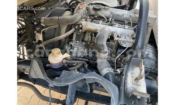 Ra Imported Mitsubishi Carisma funfun Ọkọ̀ in Import - Dubai ni Ashanti Ra Imported Mitsubishi Carisma funfun Ọkọ̀ in Import - Dubai ni Ashanti