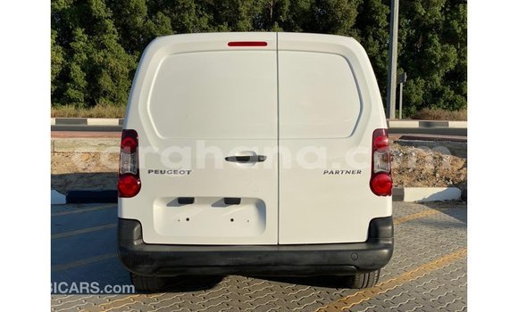 Ra Imported Peugeot Partner funfun Ọkọ̀ in Import - Dubai ni Ashanti Ra Imported Peugeot Partner funfun Ọkọ̀ in Import - Dubai ni Ashanti