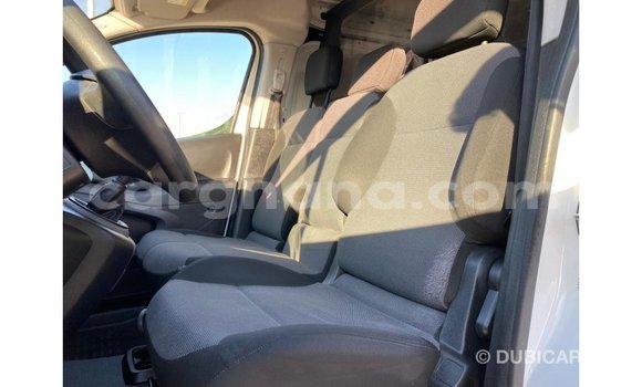 Ra Imported Peugeot Partner funfun Ọkọ̀ in Import - Dubai ni Ashanti Ra Imported Peugeot Partner funfun Ọkọ̀ in Import - Dubai ni Ashanti