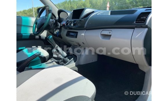 Buy Import Mitsubishi L200 White Car in Import - Dubai in Ashanti Buy Import Mitsubishi L200 White Car in Import - Dubai in Ashanti