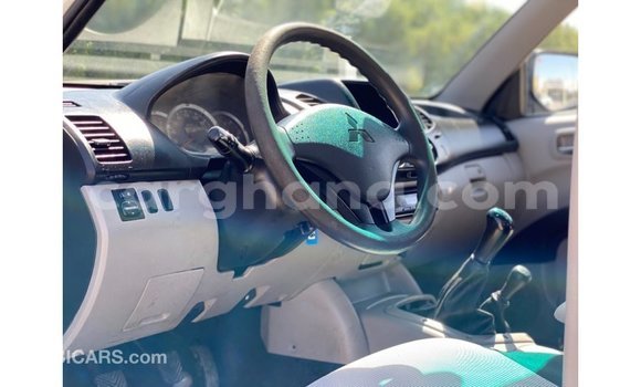 Buy Import Mitsubishi L200 White Car in Import - Dubai in Ashanti Buy Import Mitsubishi L200 White Car in Import - Dubai in Ashanti