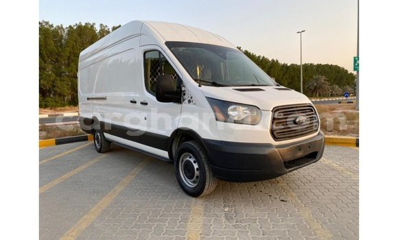 Sayi Imported Ford Club Wagon White Mota in Import - Dubai a Ashanti Sayi Imported Ford Club Wagon White Mota in Import - Dubai a Ashanti