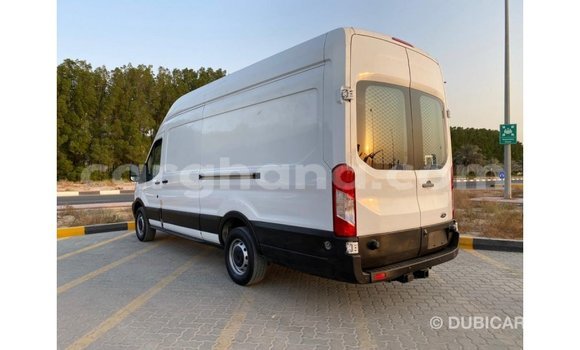 Sayi Imported Ford Club Wagon White Mota in Import - Dubai a Ashanti Sayi Imported Ford Club Wagon White Mota in Import - Dubai a Ashanti