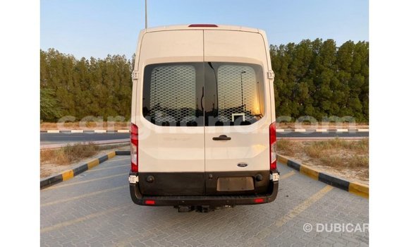 Sayi Imported Ford Club Wagon White Mota in Import - Dubai a Ashanti Sayi Imported Ford Club Wagon White Mota in Import - Dubai a Ashanti