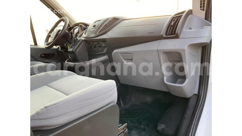 Big with watermark ford club wagon ashanti import dubai 11522