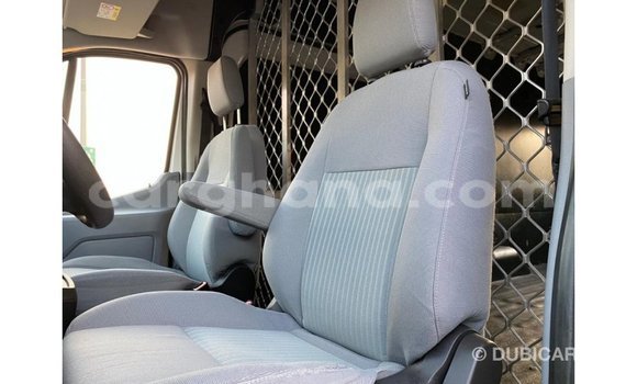 Sayi Imported Ford Club Wagon White Mota in Import - Dubai a Ashanti Sayi Imported Ford Club Wagon White Mota in Import - Dubai a Ashanti