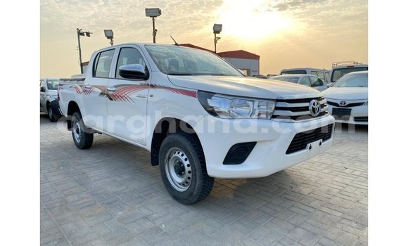 Ra Imported Toyota Hilux funfun Ọkọ̀ in Import - Dubai ni Ashanti Ra Imported Toyota Hilux funfun Ọkọ̀ in Import - Dubai ni Ashanti