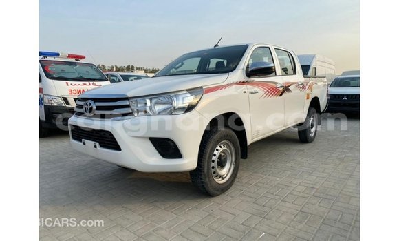 Ra Imported Toyota Hilux funfun Ọkọ̀ in Import - Dubai ni Ashanti Ra Imported Toyota Hilux funfun Ọkọ̀ in Import - Dubai ni Ashanti