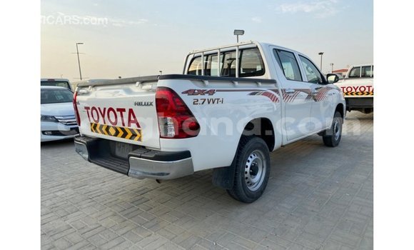 Ra Imported Toyota Hilux funfun Ọkọ̀ in Import - Dubai ni Ashanti Ra Imported Toyota Hilux funfun Ọkọ̀ in Import - Dubai ni Ashanti