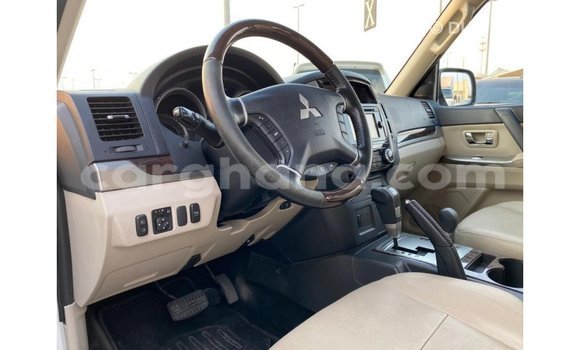 Buy Import Mitsubishi Pajero White Car in Import - Dubai in Ashanti Buy Import Mitsubishi Pajero White Car in Import - Dubai in Ashanti