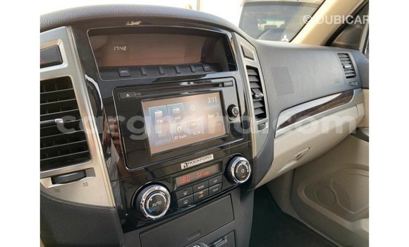 Buy Import Mitsubishi Pajero White Car in Import - Dubai in Ashanti Buy Import Mitsubishi Pajero White Car in Import - Dubai in Ashanti