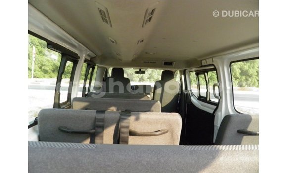 Buy Import Nissan Urvan White Car in Import - Dubai in Ashanti Buy Import Nissan Urvan White Car in Import - Dubai in Ashanti