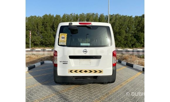 Sayi Imported Nissan Urvan White Mota in Import - Dubai a Ashanti Sayi Imported Nissan Urvan White Mota in Import - Dubai a Ashanti
