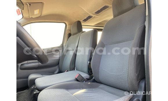Sayi Imported Nissan Urvan White Mota in Import - Dubai a Ashanti Sayi Imported Nissan Urvan White Mota in Import - Dubai a Ashanti