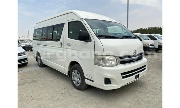 Buy Import Toyota Hiace White Car in Import - Dubai in Ashanti Buy Import Toyota Hiace White Car in Import - Dubai in Ashanti
