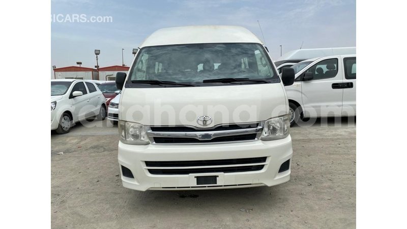 Big with watermark toyota hiace ashanti import dubai 11529