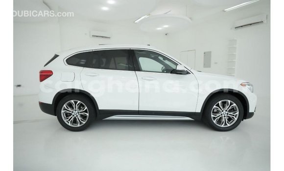 Ra Imported BMW X1 funfun Ọkọ̀ in Import - Dubai ni Ashanti Ra Imported BMW X1 funfun Ọkọ̀ in Import - Dubai ni Ashanti