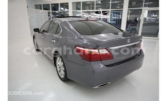 Sayi Imported Lexus LS Sauran Mota in Import - Dubai a Ashanti Sayi Imported Lexus LS Sauran Mota in Import - Dubai a Ashanti