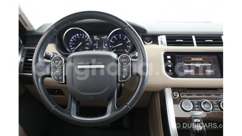 Big with watermark land rover range rover ashanti import dubai 11538