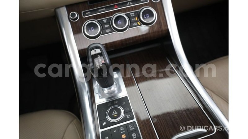 Big with watermark land rover range rover ashanti import dubai 11538