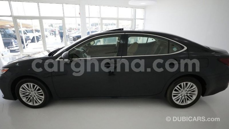 Big with watermark lexus es ashanti import dubai 11541