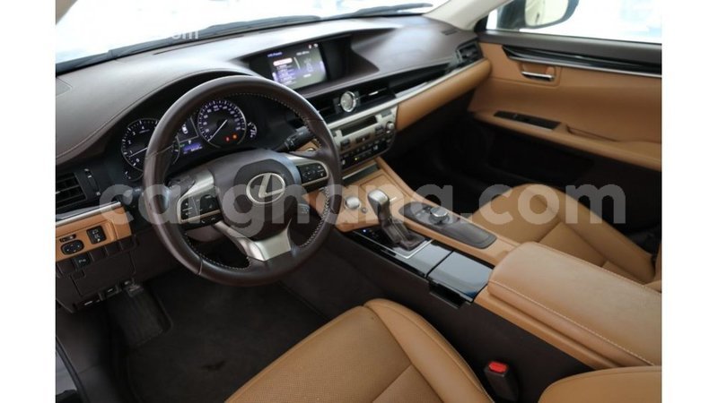 Big with watermark lexus es ashanti import dubai 11541