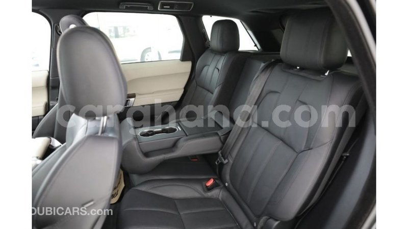 Big with watermark land rover range rover ashanti import dubai 11544