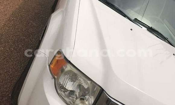 Sayi Na hannu Ford Escape White Mota in Accra a Greater Accra Sayi Na hannu Ford Escape White Mota in Accra a Greater Accra