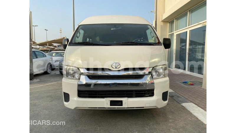 Big with watermark toyota hiace ashanti import dubai 11554