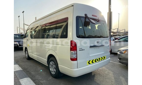 Sayi Imported Toyota Hiace White Mota in Import - Dubai a Ashanti Sayi Imported Toyota Hiace White Mota in Import - Dubai a Ashanti