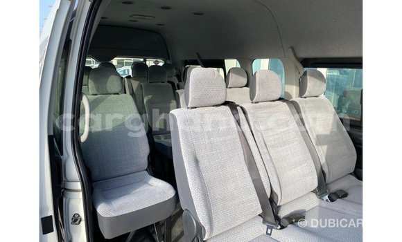 Sayi Imported Toyota Hiace White Mota in Import - Dubai a Ashanti Sayi Imported Toyota Hiace White Mota in Import - Dubai a Ashanti