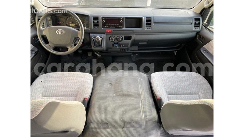 Big with watermark toyota hiace ashanti import dubai 11554