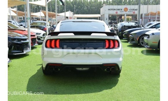 Buy Import Ford Mustang White Car in Import - Dubai in Ashanti Buy Import Ford Mustang White Car in Import - Dubai in Ashanti