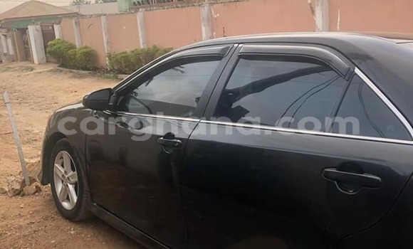 Ra Àlòkù Toyota Camry Black Ọkọ̀ in Accra ni Greater Accra Ra Àlòkù Toyota Camry Black Ọkọ̀ in Accra ni Greater Accra