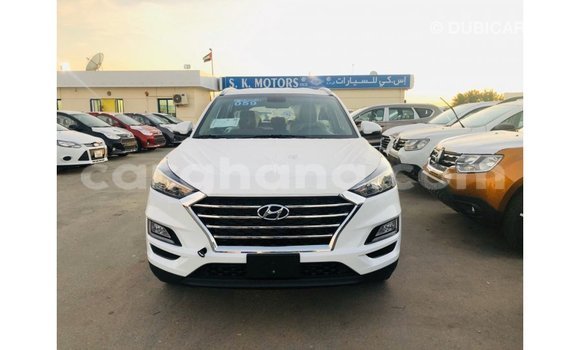 Buy Import Hyundai Tucson White Car in Import - Dubai in Ashanti Buy Import Hyundai Tucson White Car in Import - Dubai in Ashanti
