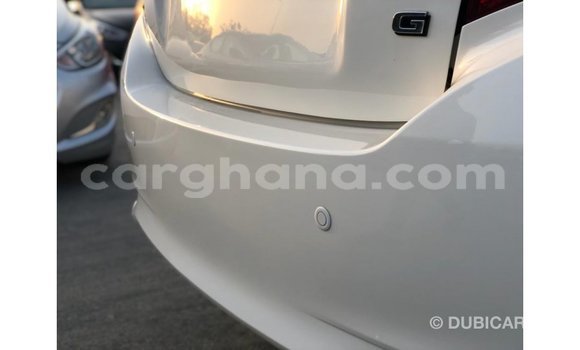 Ra Imported Toyota Yaris funfun Ọkọ̀ in Import - Dubai ni Ashanti Ra Imported Toyota Yaris funfun Ọkọ̀ in Import - Dubai ni Ashanti