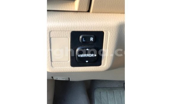 Ra Imported Toyota Yaris funfun Ọkọ̀ in Import - Dubai ni Ashanti Ra Imported Toyota Yaris funfun Ọkọ̀ in Import - Dubai ni Ashanti