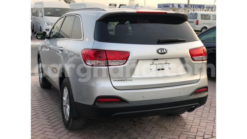 Big with watermark kia sorento ashanti import dubai 11573