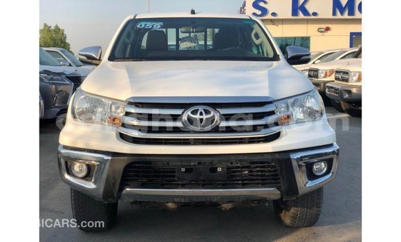 Buy Import Toyota Hilux White Car in Import - Dubai in Ashanti Buy Import Toyota Hilux White Car in Import - Dubai in Ashanti