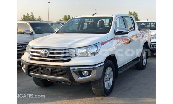 Buy Import Toyota Hilux White Car in Import - Dubai in Ashanti Buy Import Toyota Hilux White Car in Import - Dubai in Ashanti