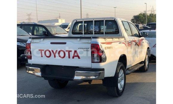 Buy Import Toyota Hilux White Car in Import - Dubai in Ashanti Buy Import Toyota Hilux White Car in Import - Dubai in Ashanti