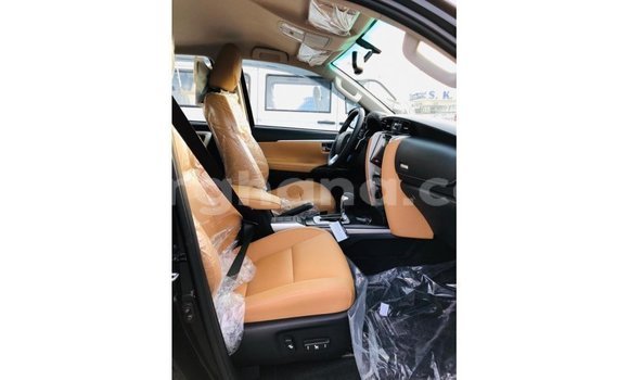 Ra Imported Toyota Fortuner Black Ọkọ̀ in Import - Dubai ni Ashanti Ra Imported Toyota Fortuner Black Ọkọ̀ in Import - Dubai ni Ashanti