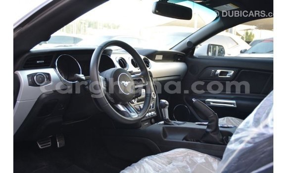 Sayi Imported Ford Mustang White Mota in Import - Dubai a Ashanti Sayi Imported Ford Mustang White Mota in Import - Dubai a Ashanti