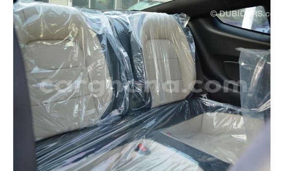 Sayi Imported Ford Mustang White Mota in Import - Dubai a Ashanti Sayi Imported Ford Mustang White Mota in Import - Dubai a Ashanti