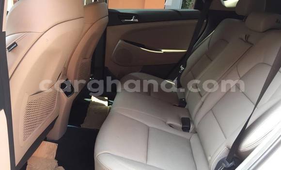 Buy Used Hyundai Santa Fe White Car in Accra in Greater Accra Buy Used Hyundai Santa Fe White Car in Accra in Greater Accra