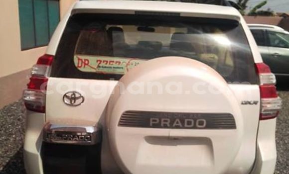 Sayi Na hannu Toyota Land Cruiser Prado White Mota in Accra a Greater Accra Sayi Na hannu Toyota Land Cruiser Prado White Mota in Accra a Greater Accra