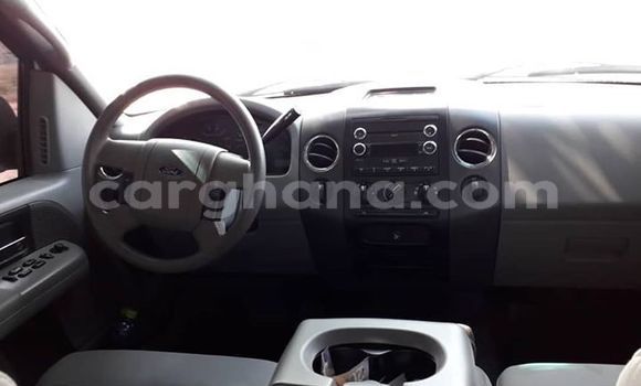 Sayi Na hannu Ford F–150 White Mota in Koforidua a Gabas Sayi Na hannu Ford F–150 White Mota in Koforidua a Gabas