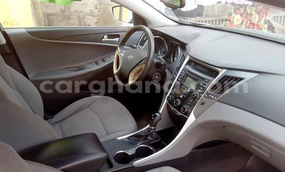 Buy Used Hyundai Sonata Silver Car in Accra in Greater Accra Buy Used Hyundai Sonata Silver Car in Accra in Greater Accra