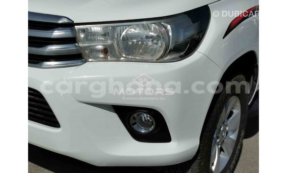 Buy Import Toyota Hilux White Car in Import - Dubai in Ashanti Buy Import Toyota Hilux White Car in Import - Dubai in Ashanti